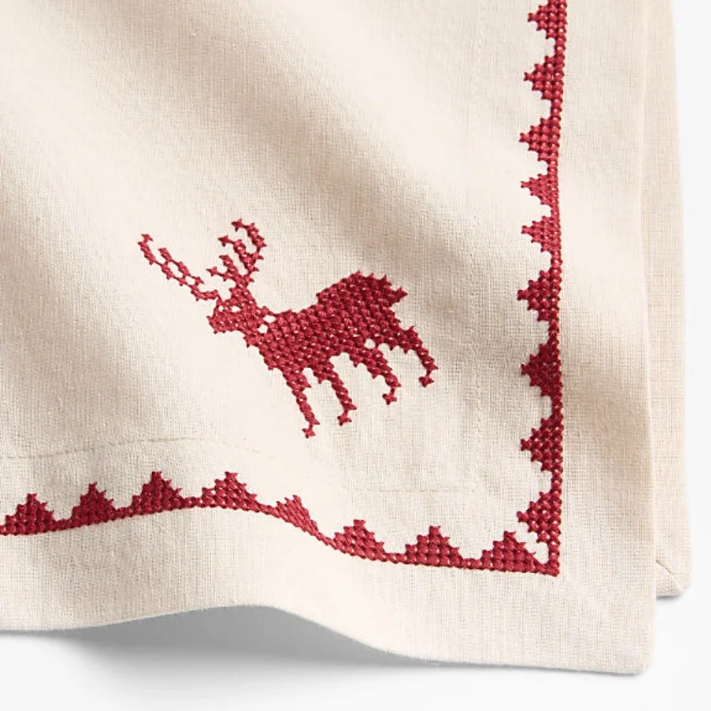 New! Crate&Barrel Red Cross Stitch Holiday Reindeer Dinner Napkins